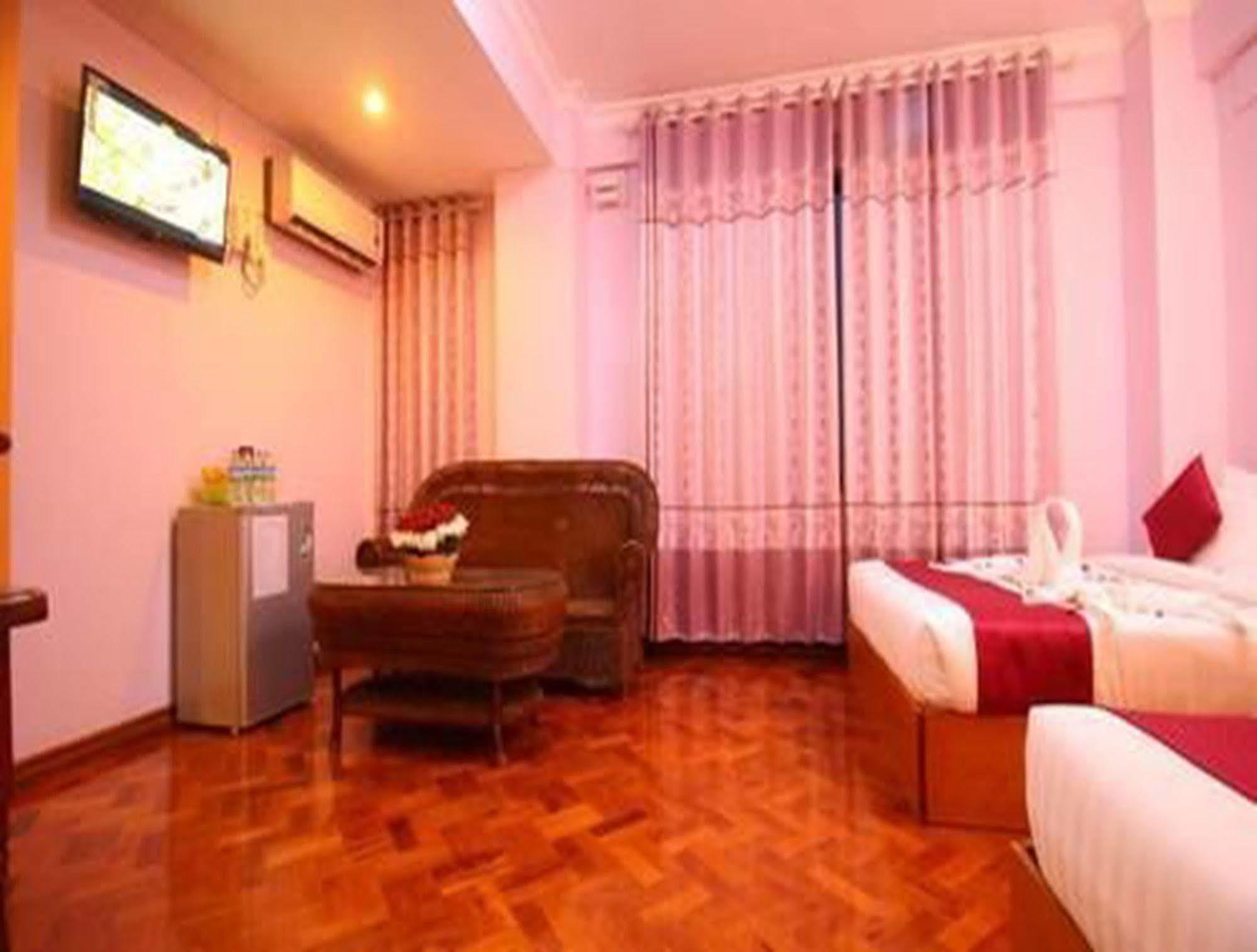 Hotel United Mandalay Dış mekan fotoğraf