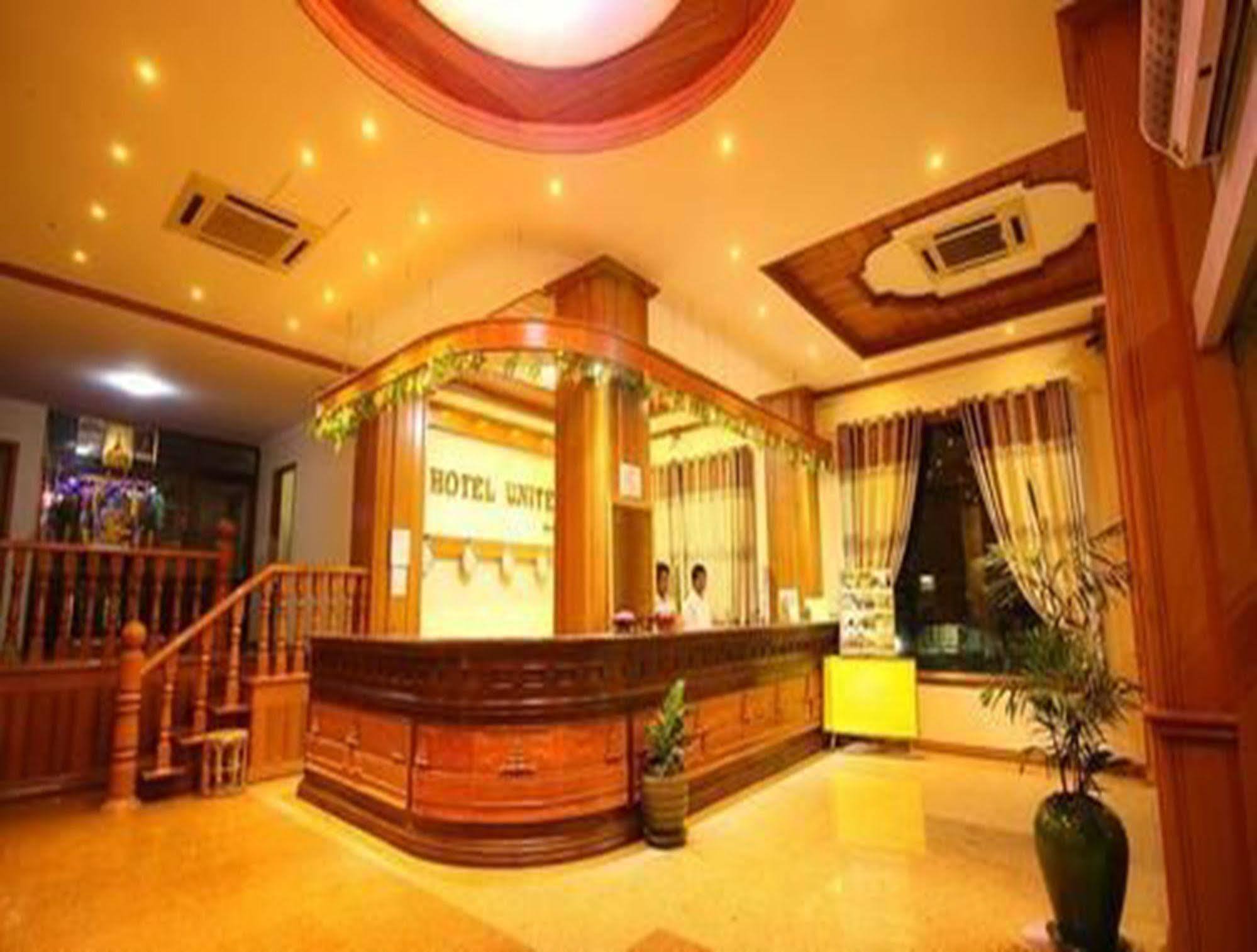 Hotel United Mandalay Dış mekan fotoğraf